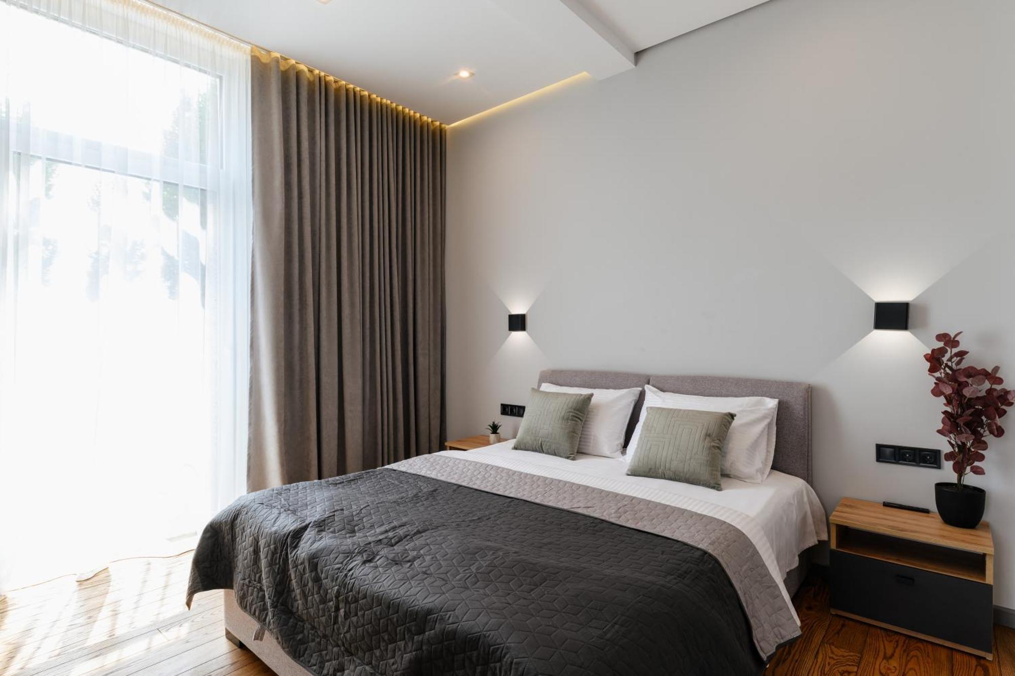 Luxury Apartments Smart House Ujhorod Exterior foto