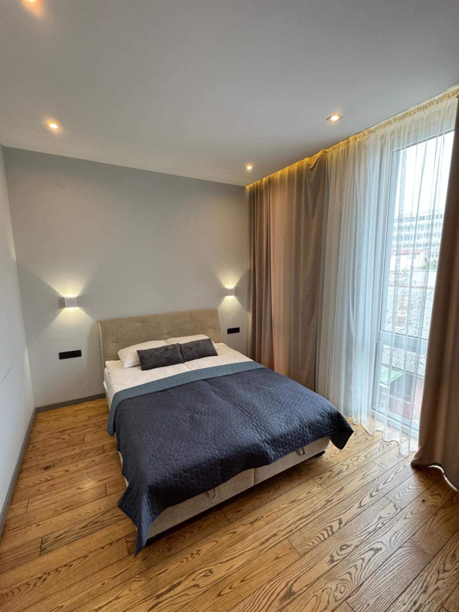 Luxury Apartments Smart House Ujhorod Exterior foto
